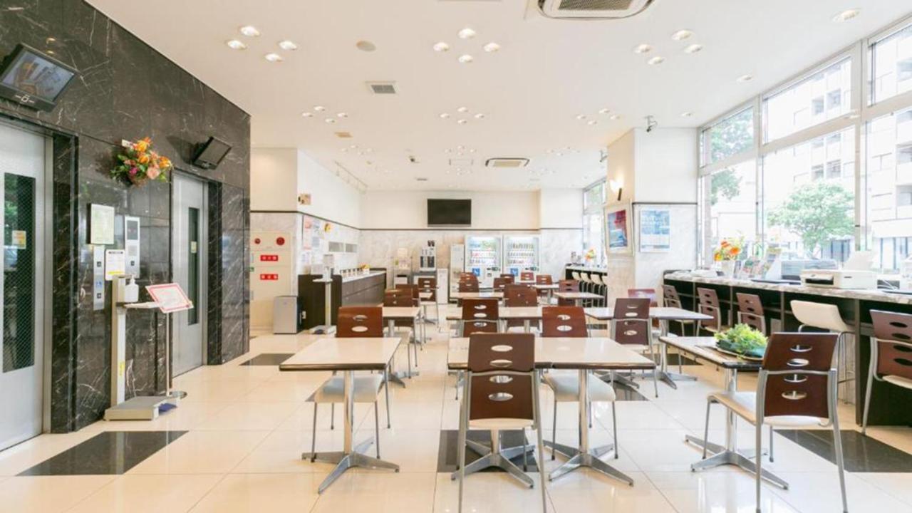 Toyoko Inn Kintetsu Yokkaichi Eki Kita Guchi Kültér fotó