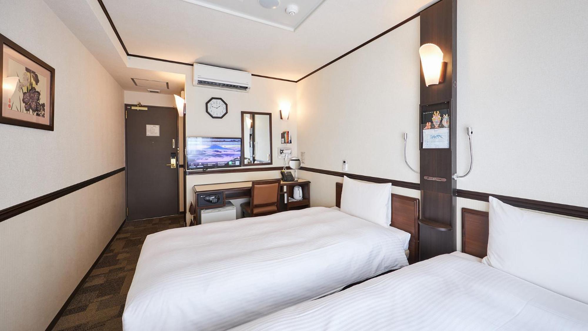 Toyoko Inn Kintetsu Yokkaichi Eki Kita Guchi Szoba fotó
