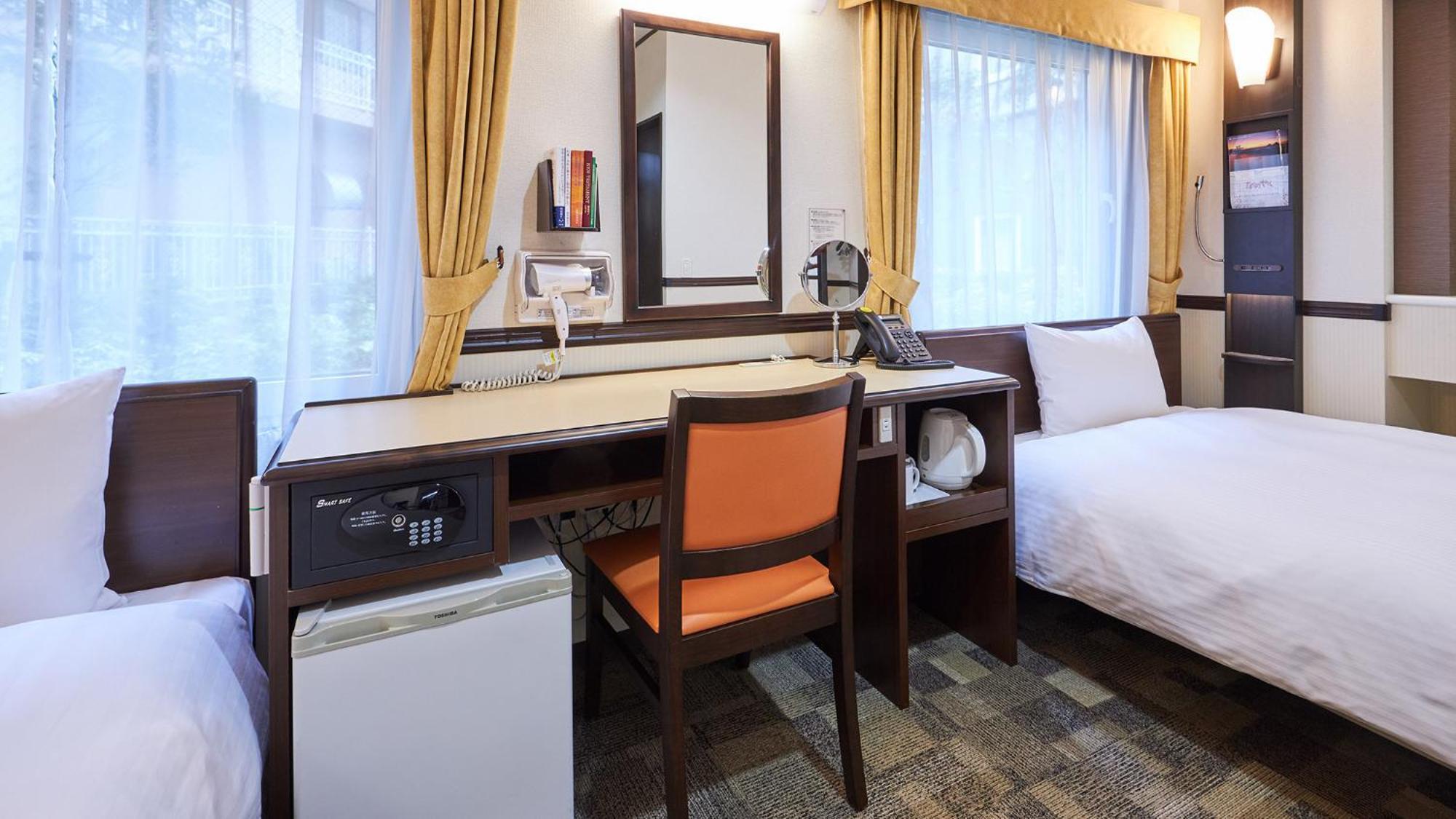Toyoko Inn Kintetsu Yokkaichi Eki Kita Guchi Szoba fotó