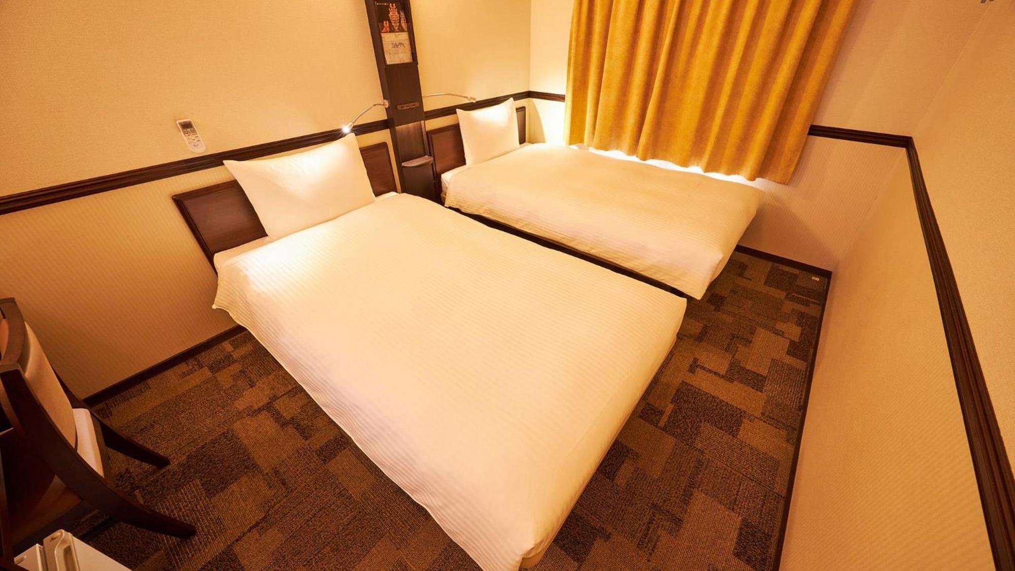 Toyoko Inn Kintetsu Yokkaichi Eki Kita Guchi Szoba fotó