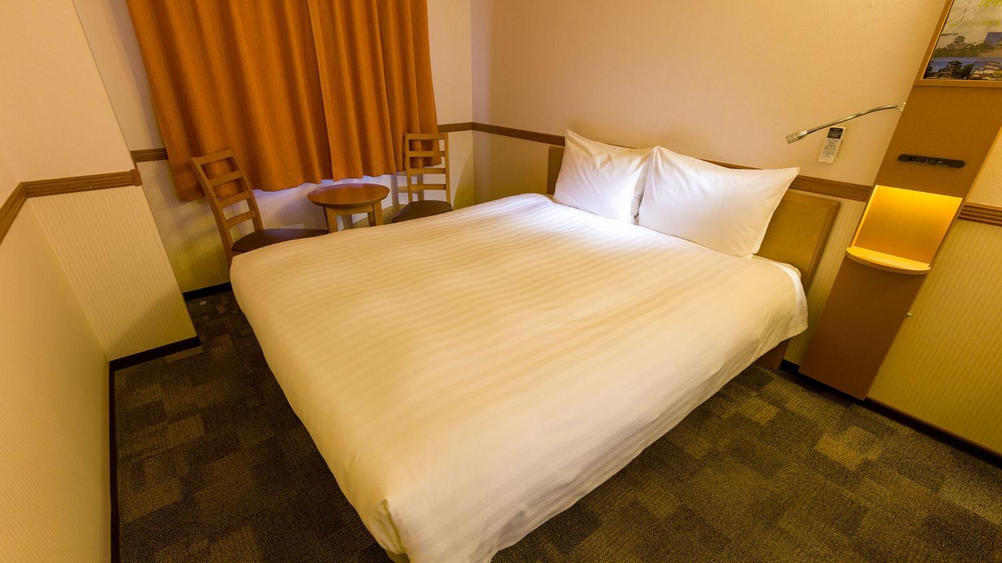 Toyoko Inn Kintetsu Yokkaichi Eki Kita Guchi Szoba fotó