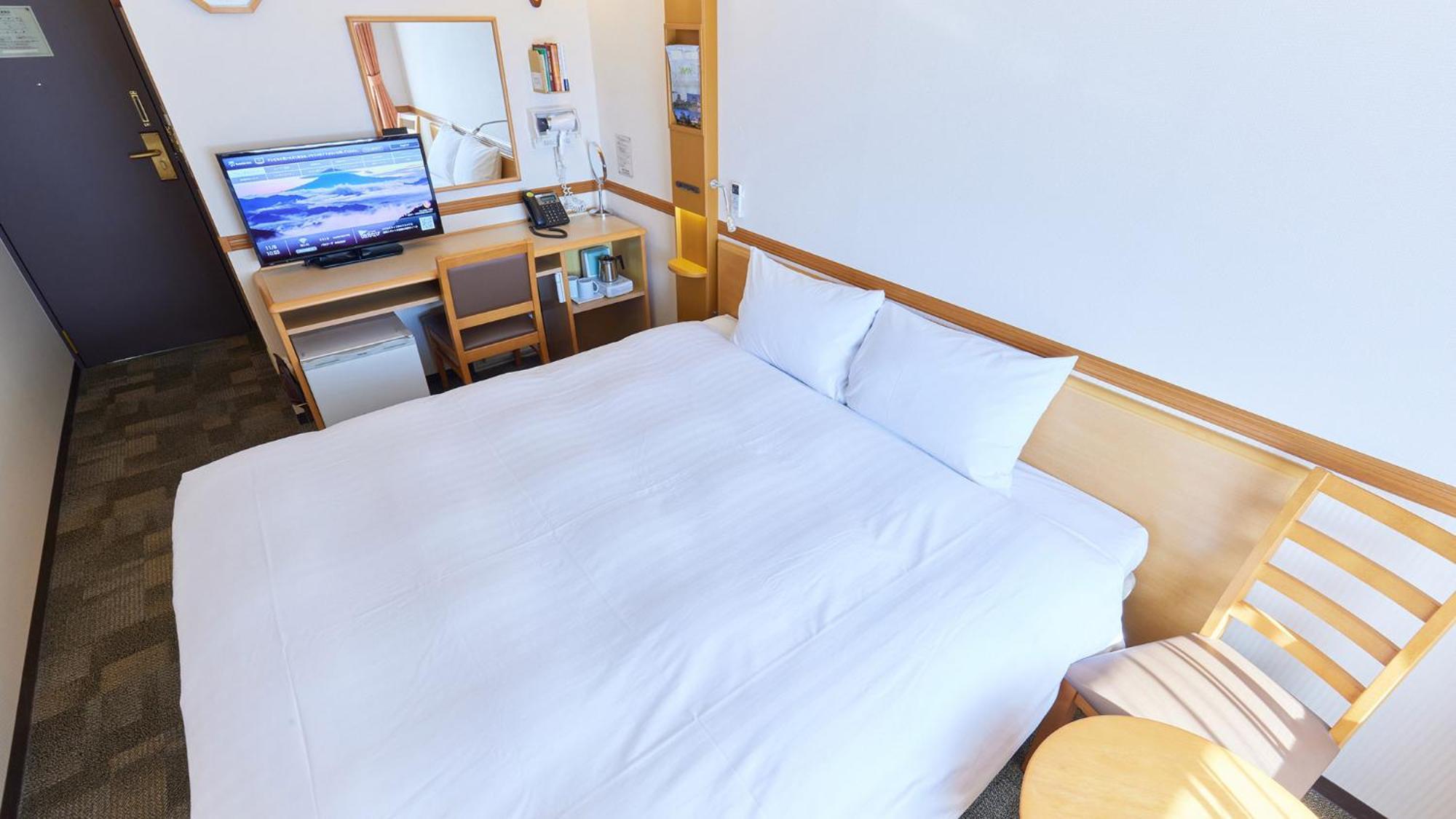 Toyoko Inn Kintetsu Yokkaichi Eki Kita Guchi Szoba fotó